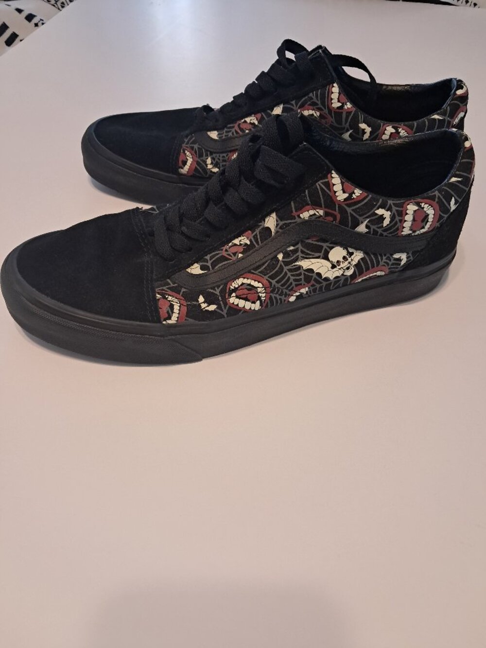 Vans Old Skool Vampire Edition Mens Size 10.5